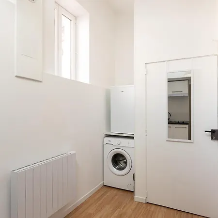 Dify Carnot Apartmán